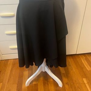 High low skirt in size 6 from Express